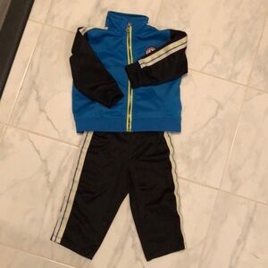 CONVERSE zip up sweatshirt and pants